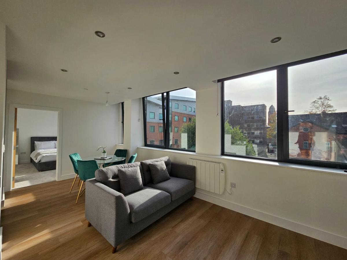 Brand New Trafford Apartment Манчестер Екстер'єр фото